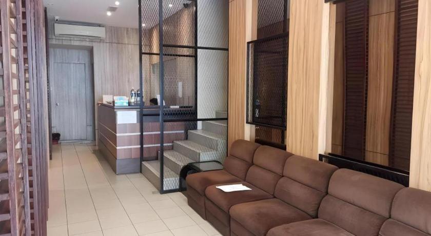 Hotel Holiday Kota Kinabalu Kota Kinabalu